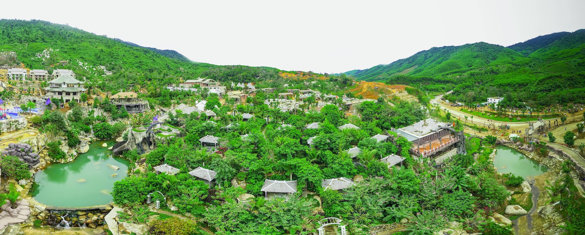 Baner tour Núi Thần Tài