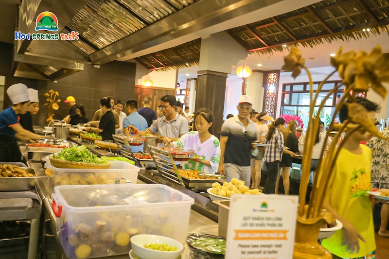 tour Núi Thần Tài